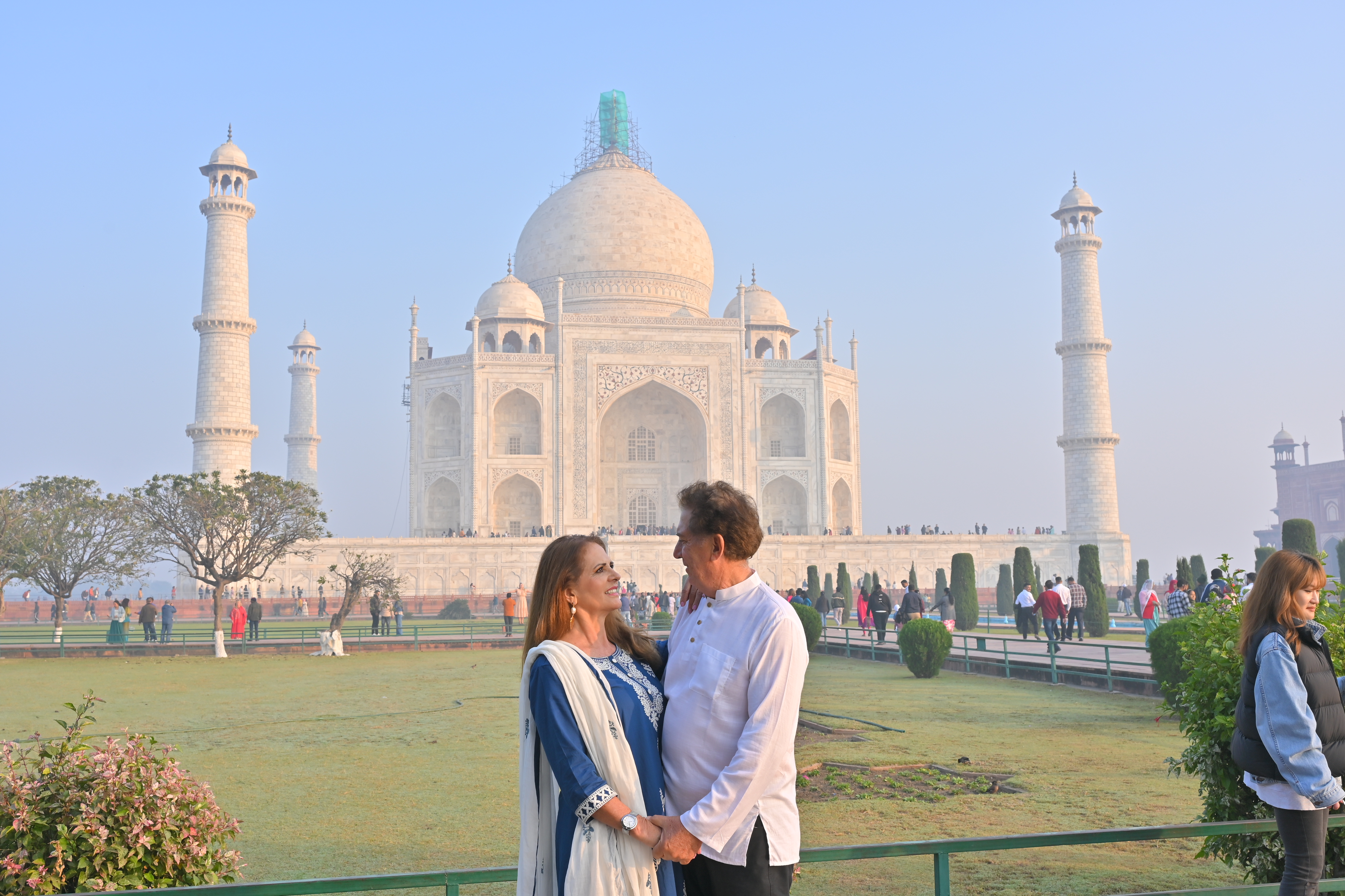 Skip the line "Taj Mahal" & "Agra Fort" Tickets with live Tour Guide